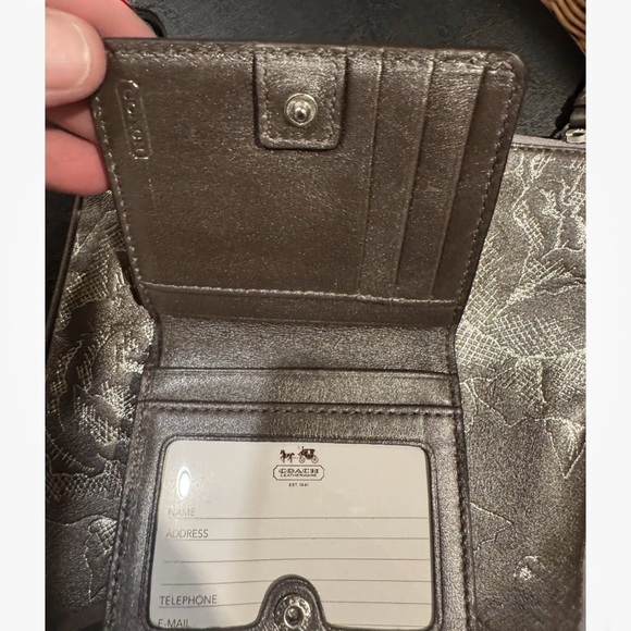 Coach Tan Floral Crossbody Bag w/Wallet - Picture 5 of 9